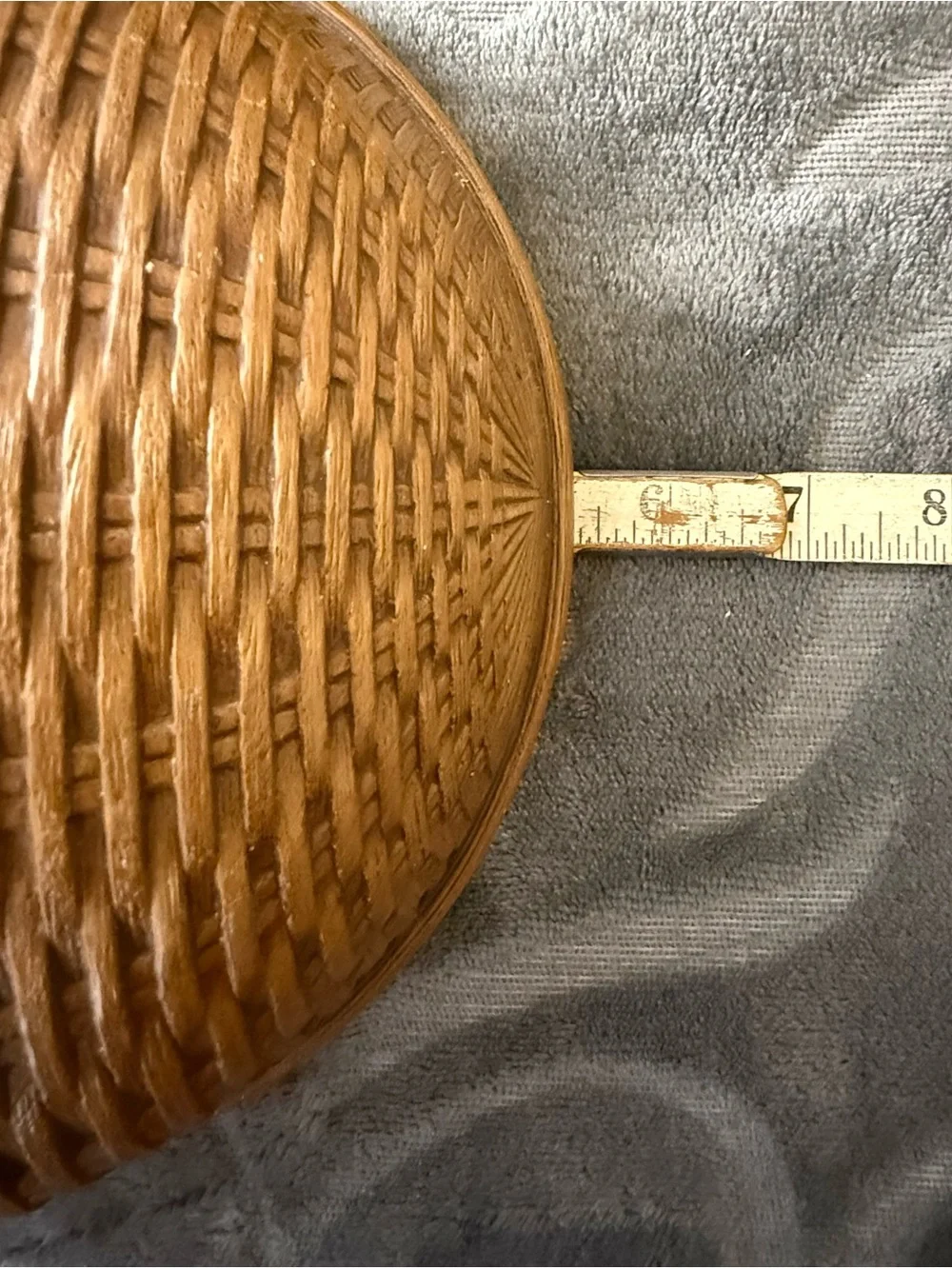 Vintage Woven Half-Moon Wall Pockets Baskets in Light Brown set of 2